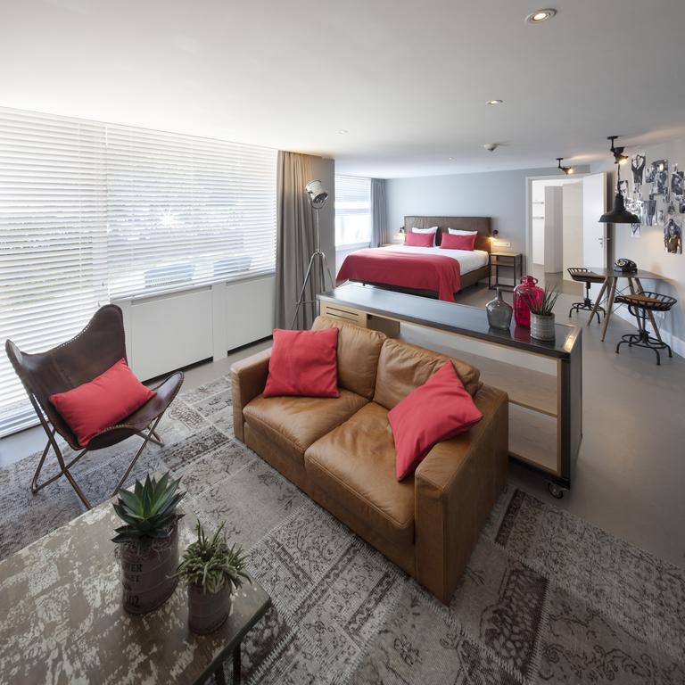 Van Der Valk Hotel Stein Urmond Bagian luar foto