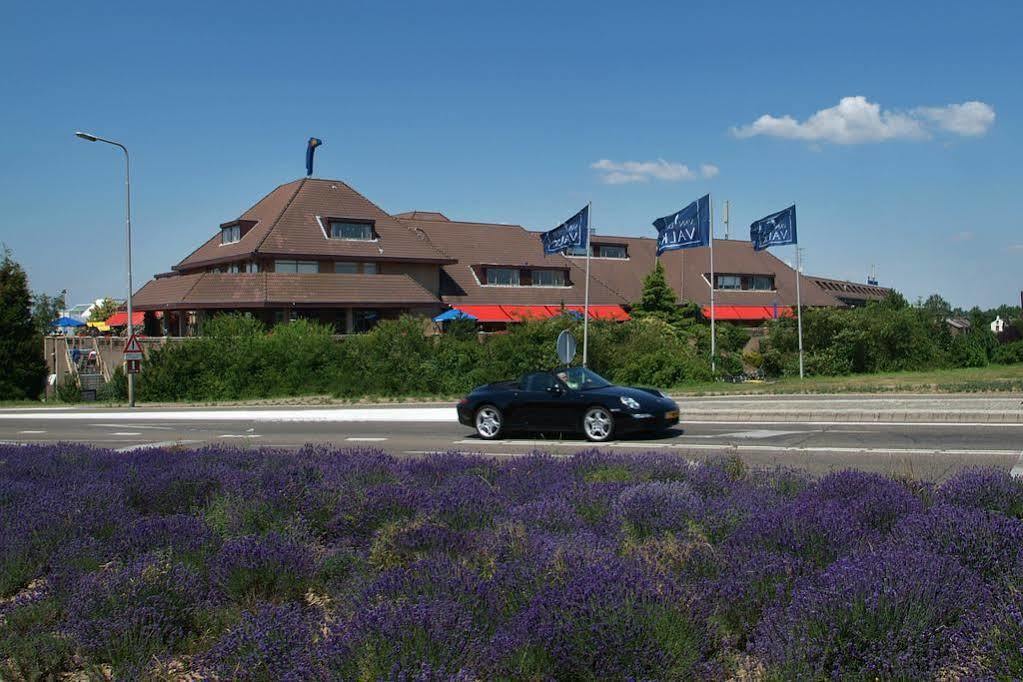 Van Der Valk Hotel Stein Urmond Bagian luar foto